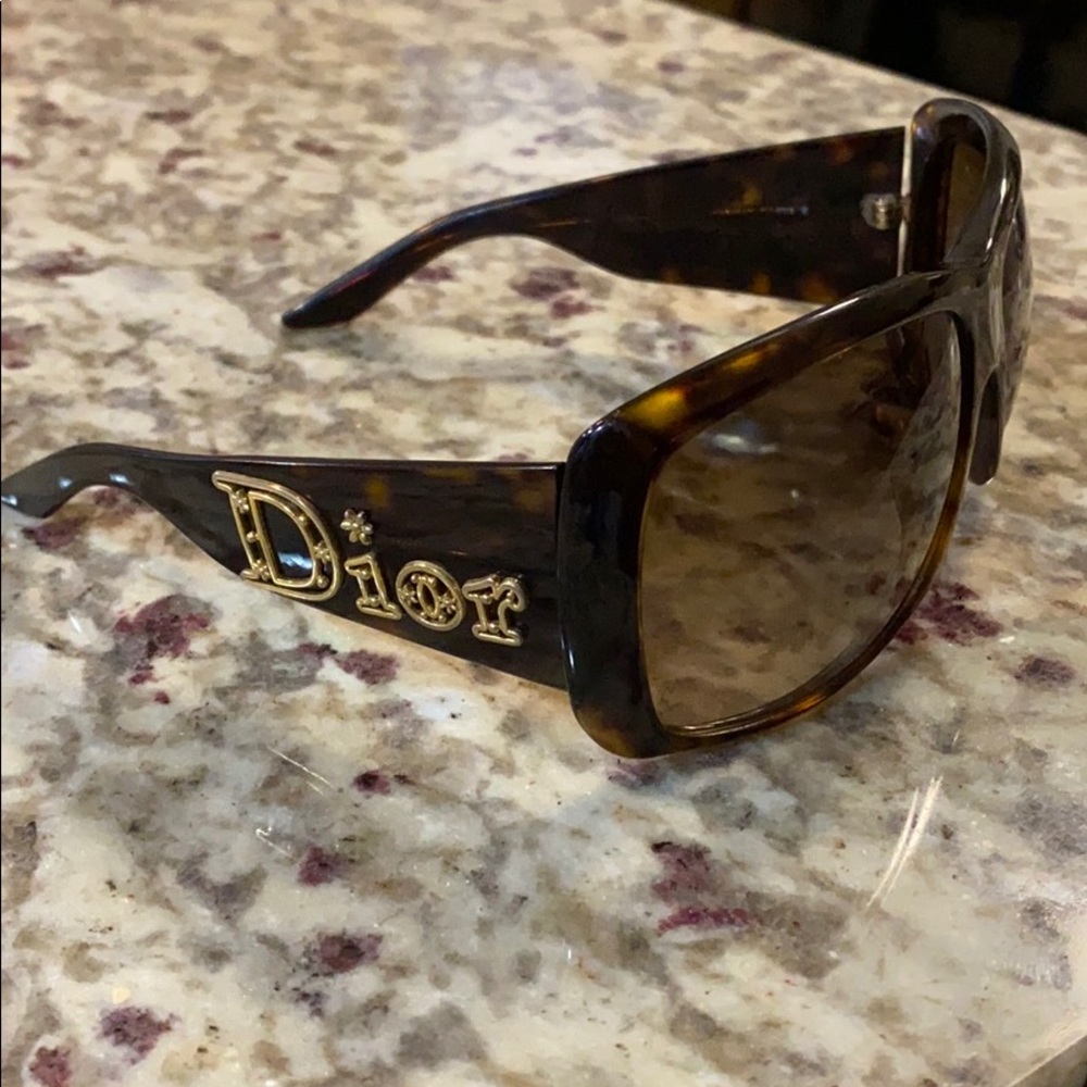 Women’s Christian Dior Sunglasses